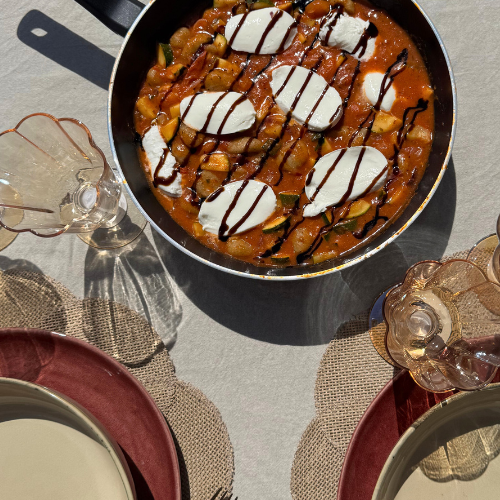 Eenpansgerecht: basilicum gnocchi met groenten