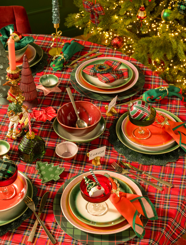 Traditioneel tafelen met Holly Jolly